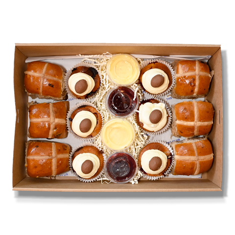 Easter Box – Puff pastry filled with fresh blueberries, perfect for Easter brunch and catering in Sydney